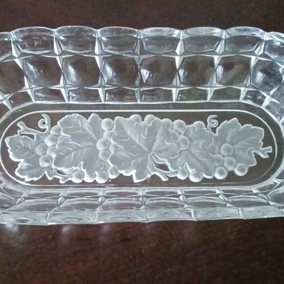 Oval glass dish with handle /jewerly dish /sauce dish - Picture 3 of 7